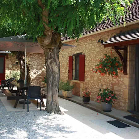 Holiday home Maison De Caractere Avec Jardin, Proche Riviere, Equipements Enfants, A 3 Km Du Bugue - Fr-1-616-176 *