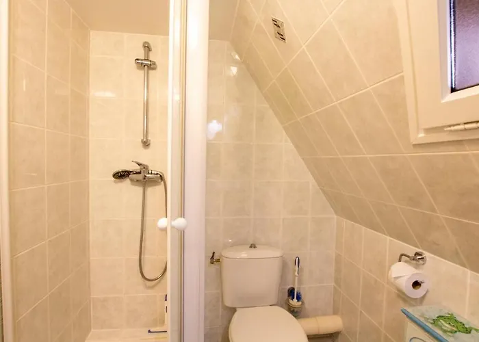 Vakantiehuis Maison Familiale De Caractere A Avec Wifi - Fr-1-616-176